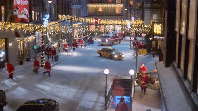 Santaa walking around town